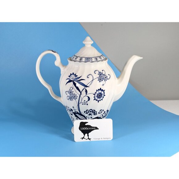 AS-IS vintage Johnson Bros Blue Nordic English 6 cup coffee pot, large tea pot - Picture 10 of 10